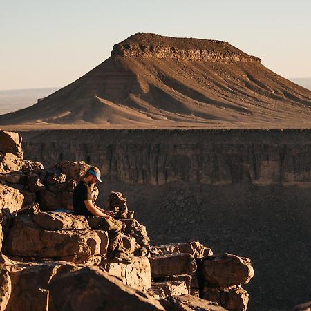 Hotel Bivouac Les Nomades & Foum Zguid To Chegaga Tours Esterno foto