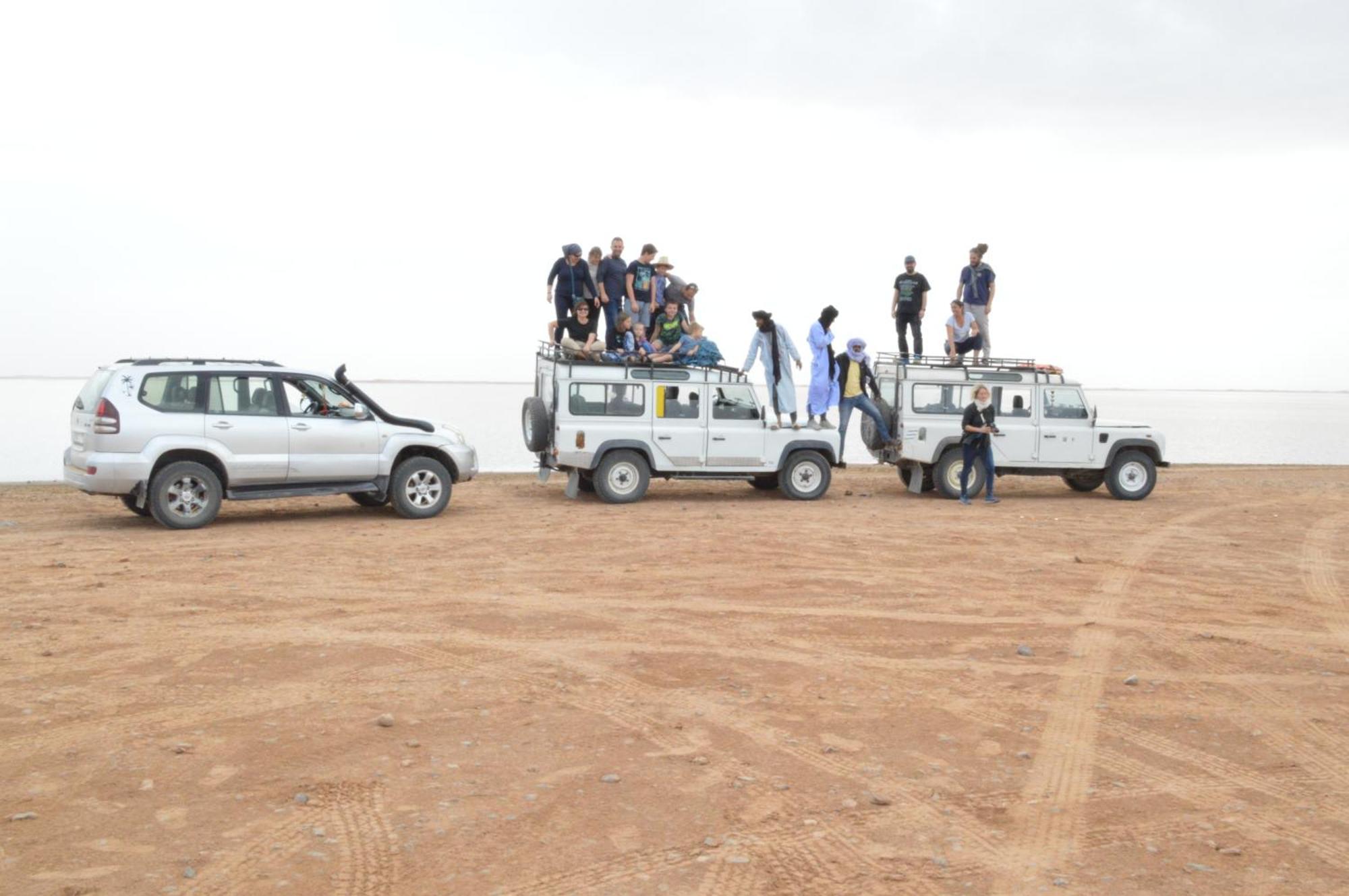 Hotel Bivouac Les Nomades & Foum Zguid To Chegaga Tours Esterno foto